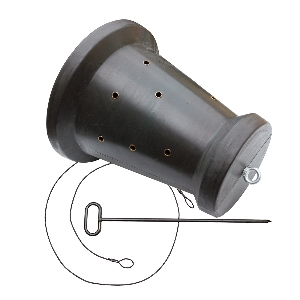 อุปกรณ์ล่าสัตว์สำหรับเขตล่าสัตว์และกิจกรรมกลางแจ้ง von AKAH Futtertrommel in Kegelform mit Bodenanker 71550100